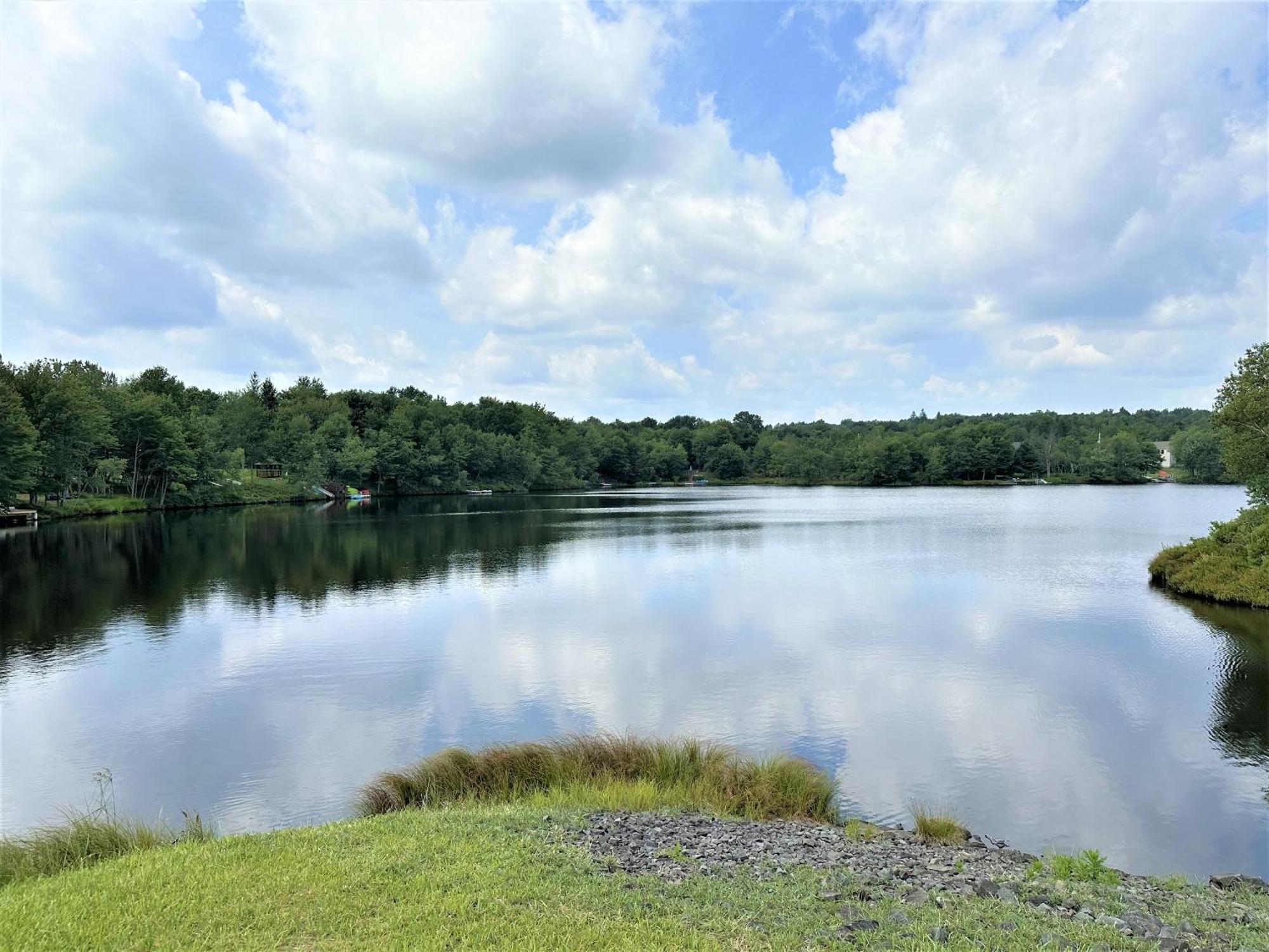 Lakehouse *Hottub*Jacuzzi*Firepit*Bbq*Pool Long Pond Extérieur photo